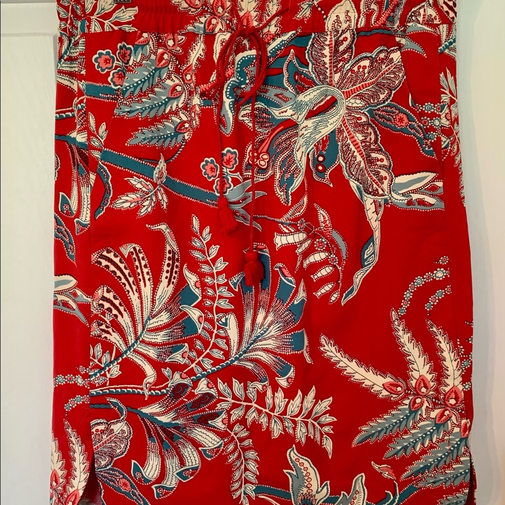 NWT LOFT Red Floral Skirt - small